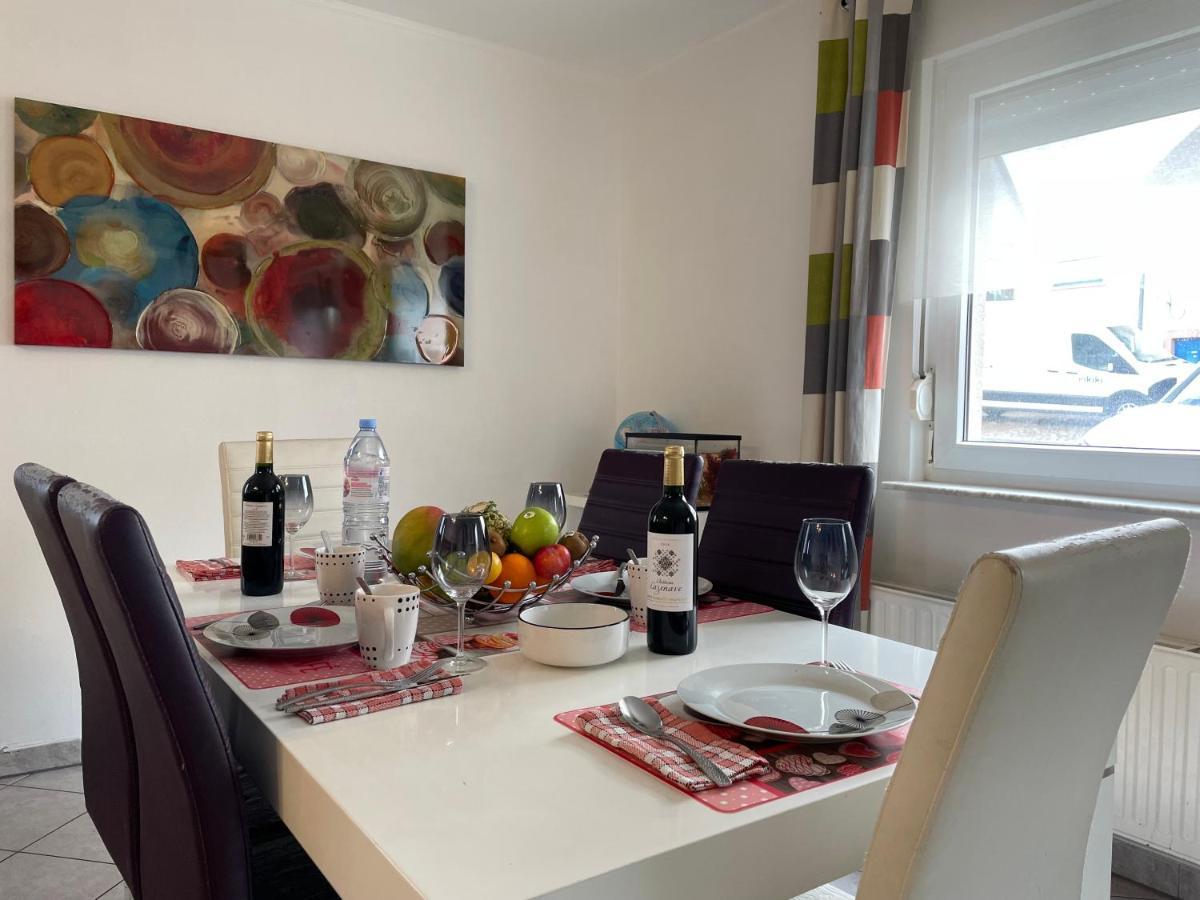 Large Room In Schuttrange Free Parking 10Mins To Airport Excellent Customer Services Exterior foto
